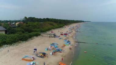 Güzel Baltık Denizi Chlopy Plaza Morze Baltyckie Hava Manzaralı Polonya. Yüksek kalite 4k görüntü