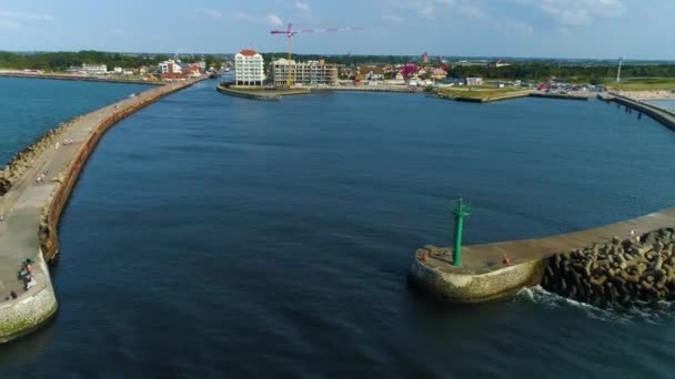 Boat Breakwater Port Darlowo Falochron Port Flygfoto Polen Högkvalitativ Film — Stockvideo