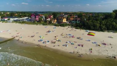 Plaj Baltık Denizi Niechorze Plaza Morze Baltyckie Hava Manzarası Polonya. Yüksek kalite 4k görüntü