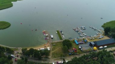 Bukowo Gölü Dabki Od Jeziora Przystan Zeglarska Havacılık Görünümü Polonya. Yüksek kalite 4k görüntü