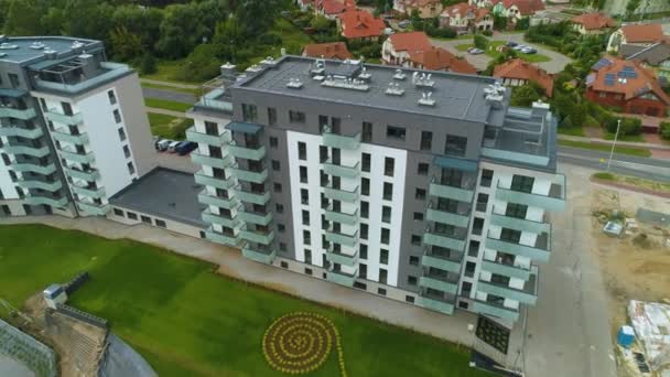 Apartmanok Pond Staw Glinianki Pila Domy Osiedle Aerial View Lengyelország — Stock videók