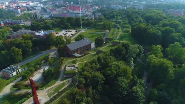 Croix Grêle Montagne Gdansk Krzyz Gora Gradowa Vue Aérienne Pologne — Video