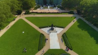 Plac Jasne Blonia Pomnik Jana Pawla Szczecin Hava Görüntüsü Polonya. Yüksek kalite 4k görüntü