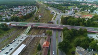 Tren İstasyonu Pila Glowna Dworzec Kolejowy Hava Görüntüleme Polonya. Yüksek kalite 4k görüntü