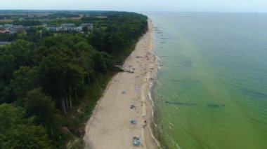 Sahil Baltık Denizi Gaski Plaza Morze Baltyckie Hava Görüntüsü Polonya. Yüksek kalite 4k görüntü