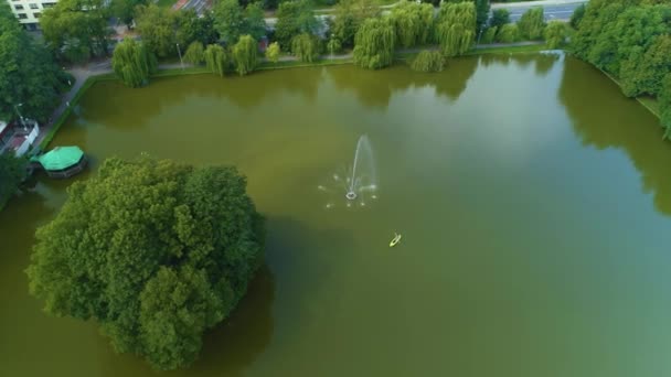 Ponds Pruszkow Fontanna Stawy Potulickich Aerial View Poland Vysoce Kvalitní — Stock video