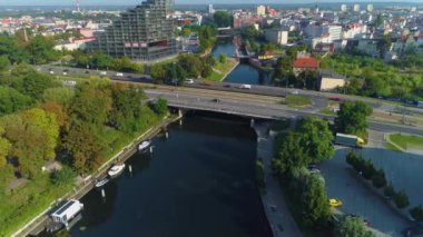 Dayanışma Bridges Brda Nehri Bydgoszcz Mosty Solidarnosci Hava Görüntüsü Polonya. Yüksek kalite 4k görüntü