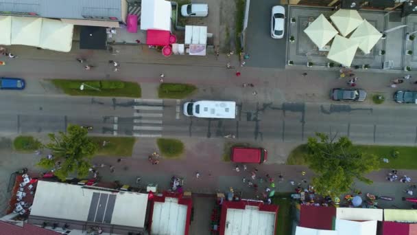 Main Street Chrobrego Winkels Mielno Sklepiki Aerial View Polen Hoge — Stockvideo