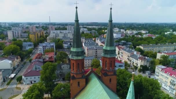 Церковь Прушкова Kosciol Swietego Kazimierza Aerial View Poland Высококачественные Кадры — стоковое видео