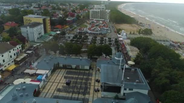 Pier Promenade Miedzyzdroje Deptak Molo Aerial View Lengyelország Kiváló Minőségű — Stock videók