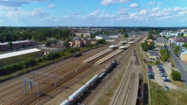 Tren İstasyonu Siedlce Stacja Kolejowa Hava Üssü Polonya. Yüksek kalite 4k görüntü