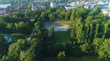 Bydgoszcz Park Ludowy Havaalanı Polonya 'da Halk Parkı. Yüksek kalite 4k görüntü