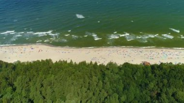 Plaj Baltık Denizi Jastrzebia Gora Plaza Morze Baltyckie Hava Manzaralı Polonya. Yüksek kalite 4k görüntü