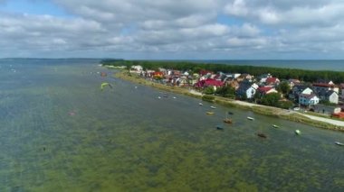 Güzel rüzgar sörfü Chalupy Zatoka Krajobraz Hava Manzarası Polonya. Yüksek kalite 4k görüntü