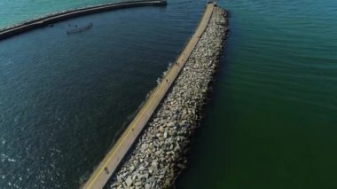 Dalgakıran Ustka Falochron Hava Görüntüsü Polonya. Yüksek kalite 4k görüntü