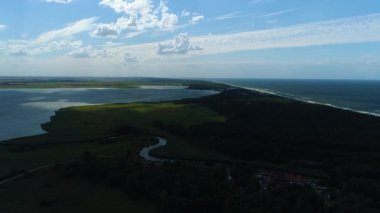 Güzel manzara Dzwirzyno Piekny Krajobraz Hava Manzarası Polonya. Yüksek kalite 4k görüntü