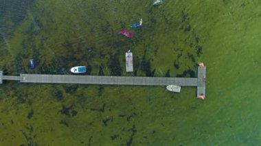 Pier Körfezi Chalupy Molo Zatoka Hava Görüntüsü Polonya. Yüksek kalite 4k görüntü