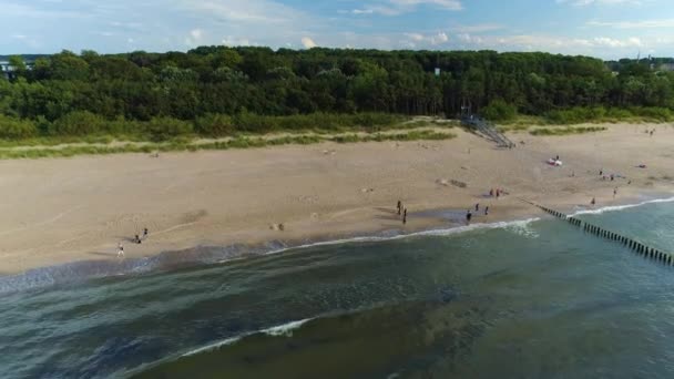 Пляж Балтийского Моря Dziwnow Plaza Morze Baltyckie Aerial View Poland — стоковое видео