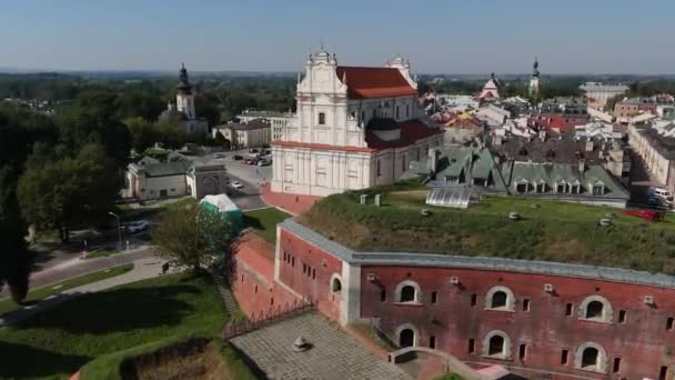 Schöne Kirche Festung Altstadt Zamosc Luftaufnahme Polen Hochwertiges Filmmaterial — Stockvideo
