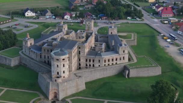 Ujazd Aerial View Poland Krzyztopor城堡的景观破坏 高质量的4K镜头 — 图库视频影像