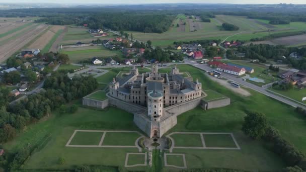 ランドスケープ遺跡 クリーゼッティカル城 ウディアリアルビューポーランド 高品質の4K映像 — ストック動画