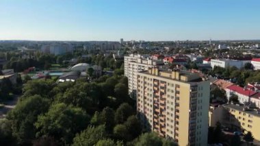 Güzel manzara gökdelenleri Rzeszow Hava Manzarası Polonya. Yüksek kalite 4k görüntü