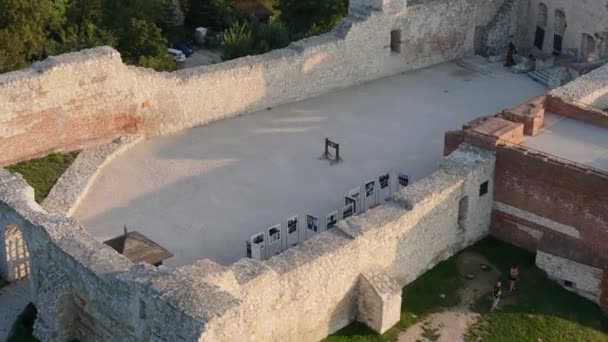 Vackra Castle Ruins Hill Kazimierz Dolny Flygfoto Polen Högkvalitativ Film — Stockvideo