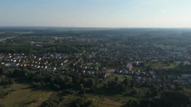Güzel Panorama Konutları Tomaszow Lubelski Hava Manzarası Polonya. Yüksek kalite 4k görüntü
