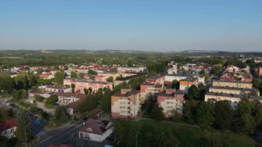 Güzel Peyzaj Konutları Tomaszow Lubelski Hava Manzarası Polonya. Yüksek kalite 4k görüntü