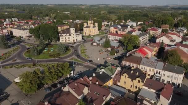 Schöne Landschaft Statue Innenstadt Marktplatz Tomaszow Lubelski Luftaufnahme Polen Hochwertiges — Stockvideo