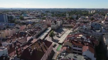 Güzel Manzara Pazar Meydanı Eski Şehir Rzeszow Hava Manzarası Polonya. Yüksek kalite 4k görüntü