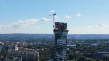 Güzel Panorama Gökdelenleri İnşaat Rzeszow Hava Görünümü Polonya. Yüksek kalite 4k görüntü