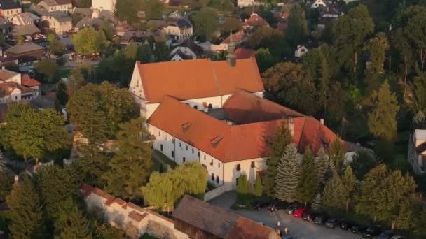 Beautiful Monastery Guesthouse Kazimierz Dolny Aerial View Poland High Quality — Stock Video