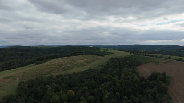 Красивые Ландшафтные Горы Бещады Bircza Leszczawa Воздушный Вид Польши Высококачественные — стоковое видео