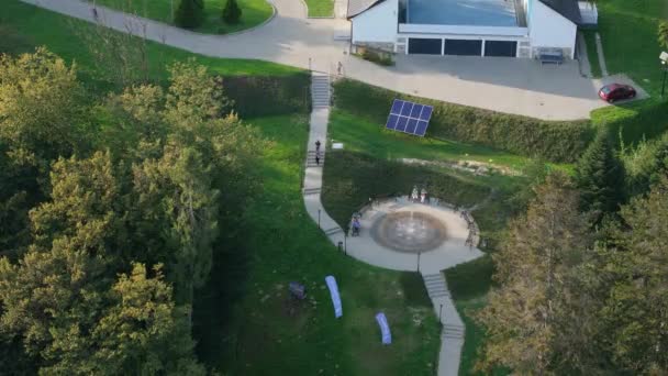 美丽的喷泉波兰契克湖 索里纳空中观景波兰 高质量的4K镜头 — 图库视频影像