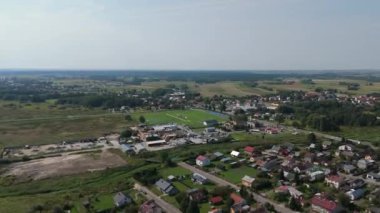 Güzel Peyzaj Stadyumu Lubaczow Hava Manzarası Polonya. Yüksek kalite 4k görüntü