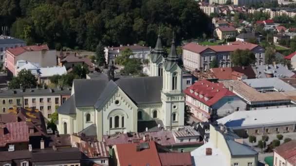 Hermosa Iglesia Ciudad Vieja Sanok Vista Aérea Polonia Imágenes Alta — Vídeos de Stock