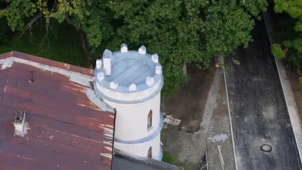 Прекрасна Палацова Вежа Bircha Aerial View Poland Високоякісні Кадри — стокове відео