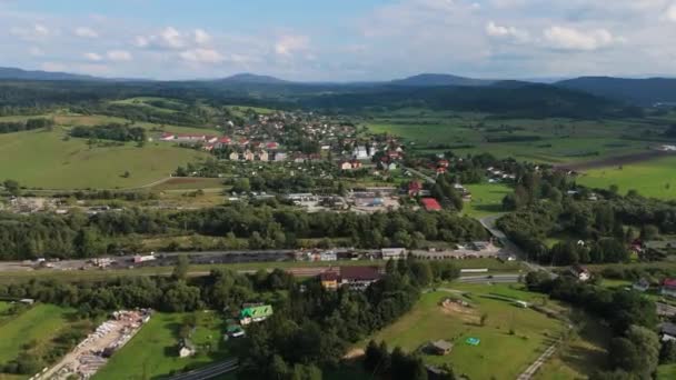 Prachtig Landschap Downtown Mountains Bieszczady Uherce Mineralne Luchtfoto View Polen — Stockvideo