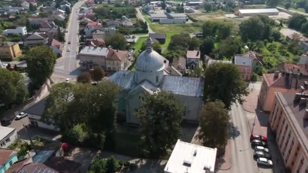 Şehir Merkezindeki Güzel Kilise Lubaczow Hava Manzarası Polonya Yüksek Kalite — Stok video