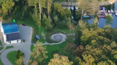 Güzel Polanczyk Gölü Solina Havacılık Görünümü Polonya. Yüksek kalite 4k görüntü
