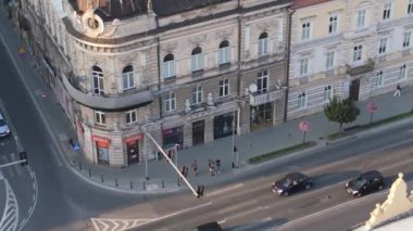 Güzel Sokak Apartmanları Eski Şehir Jaroslaw Havacılık Manzarası Polonya. Yüksek kalite 4k görüntü