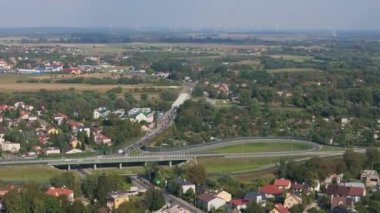 Güzel Panorama Yolu Köprüsü Jaroslaw Havacılık Görünümü Polonya. Yüksek kalite 4k görüntü