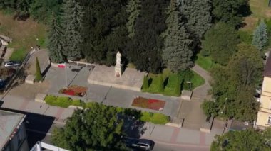 Güzel Kosciuszko Heykeli Sanok Hava Manzarası Polonya. Yüksek kalite 4k görüntü