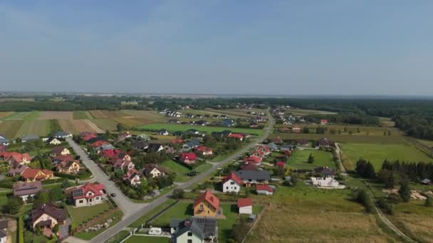 美しい景観ハウジング エステート ルバジョウ空中ビュー ポーランド 高品質の4K映像 — ストック動画
