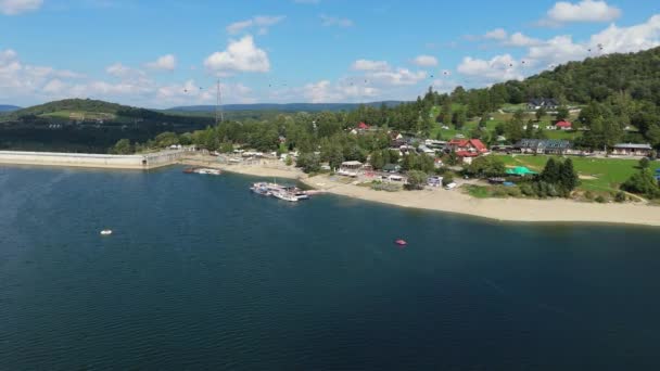 Vackra Landskap Beach Lake Solina Bieszczady Antenn View Poland Högkvalitativ — Stockvideo