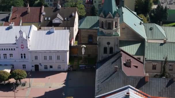 Prachtige Kerk Oude Stadsplein Sanok Luchtfoto View Polen Hoge Kwaliteit — Stockvideo