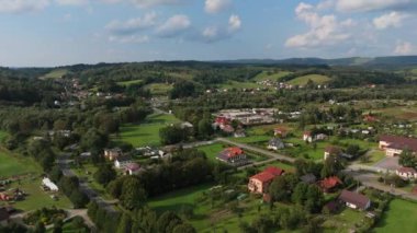 Güzel Peyzaj Dağları Bieszczady Uherce Mineralne Hava Manzarası Polonya. Yüksek kalite 4k görüntü