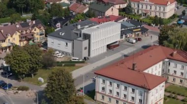 Güzel Peyzaj Sinema Kültür Merkezi Lubaczow Hava Görüntüsü Polonya. Yüksek kalite 4k görüntü