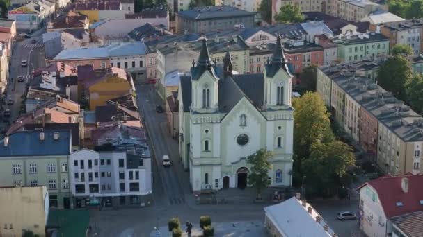 Gyönyörű Templom Óváros Sanok Aerial View Lengyelország Kiváló Minőségű Felvételek — Stock videók